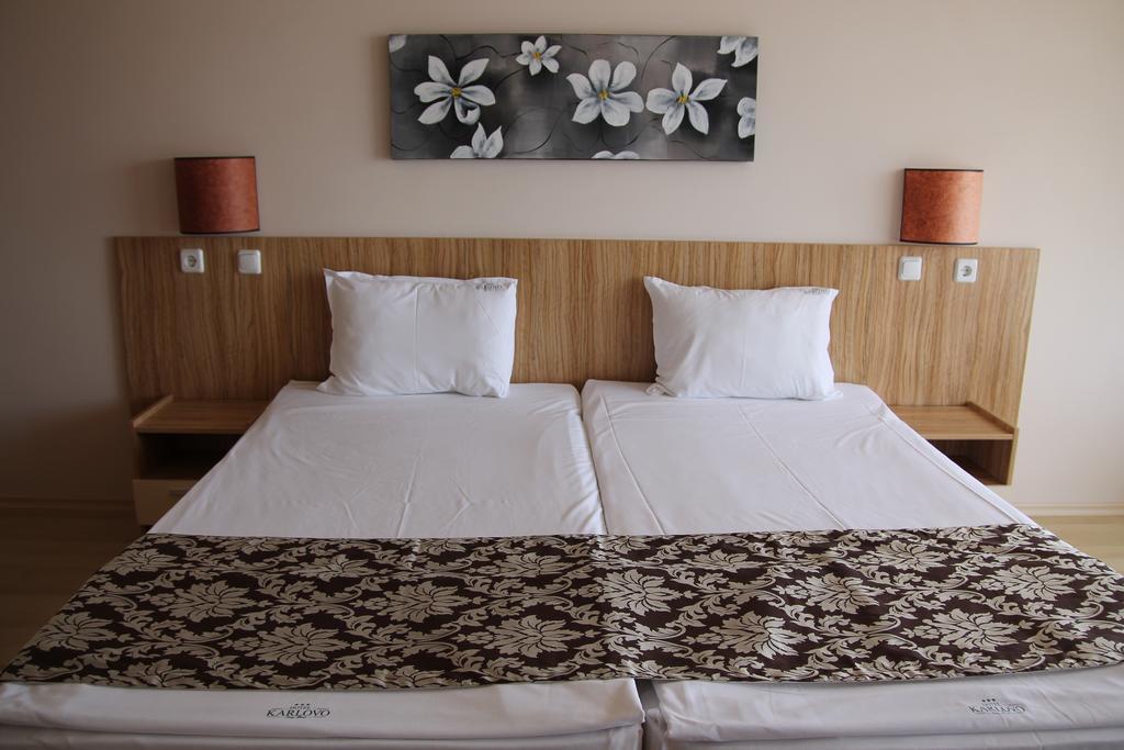 Karlovo Hotel Sluneční pobřeží Exteriér fotografie