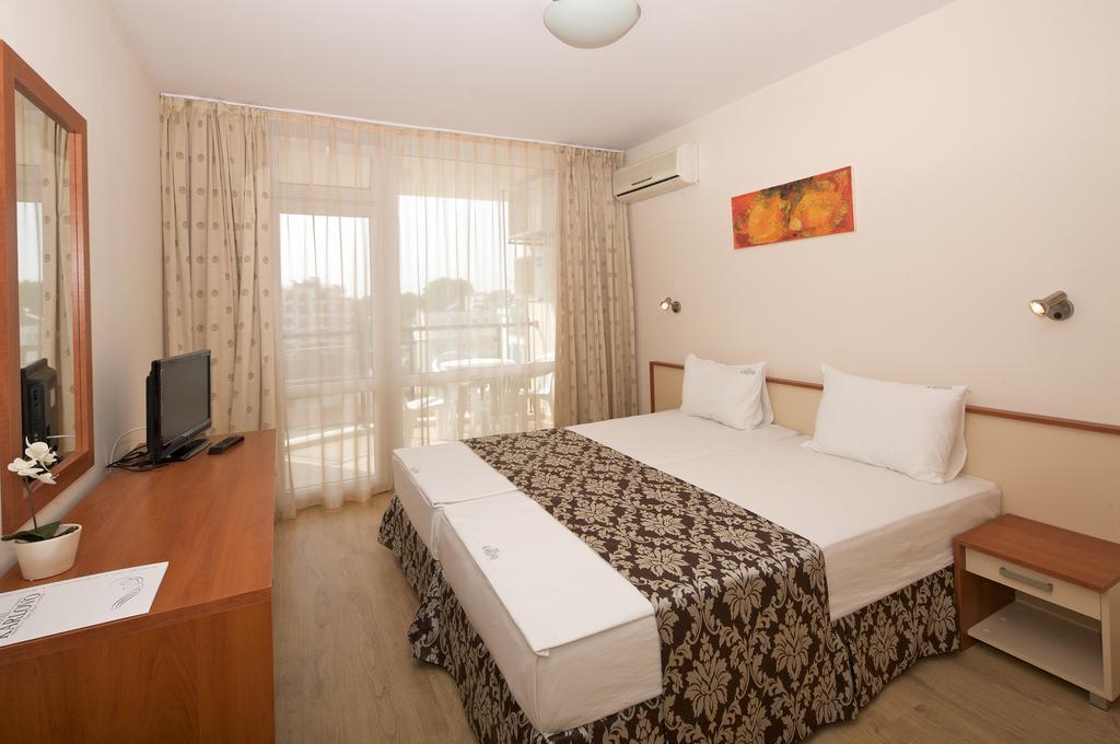 Karlovo Hotel Sluneční pobřeží Exteriér fotografie